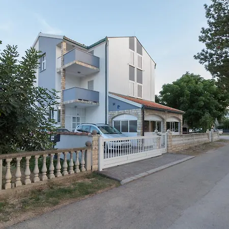 Sunset Near The Sandy - By Ta Leut Agency 3* Privlaka (Zadar)