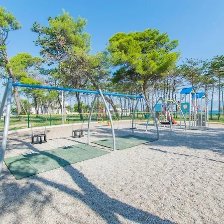 Sunset Near The Sandy - By Ta Leut Agency 3*