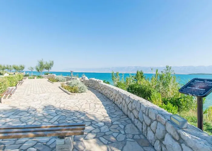 Sunset Near The Sandy - By Ta Leut Agency